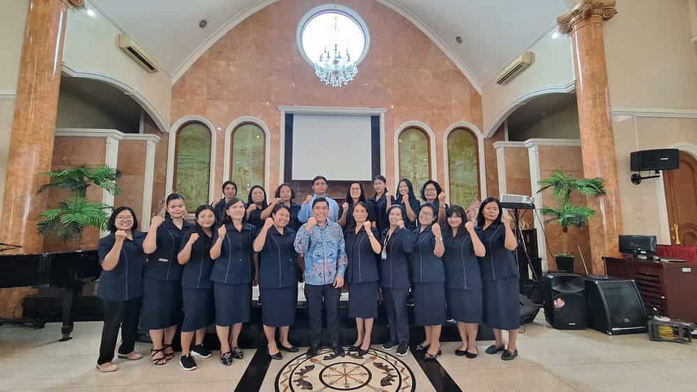 Guru-guru Perguruan Advent Menteng